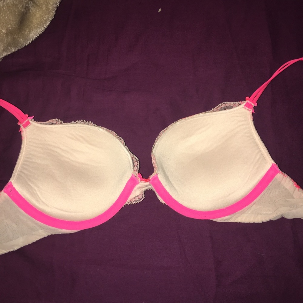 Bra - Picture 2 of 3